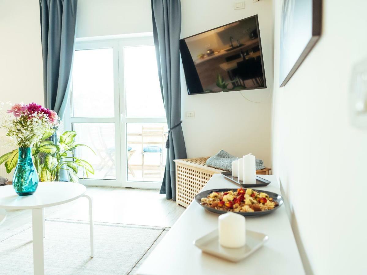 Bright And Spacious Central Apartment- Piata Amzei Bucharest Luaran gambar
