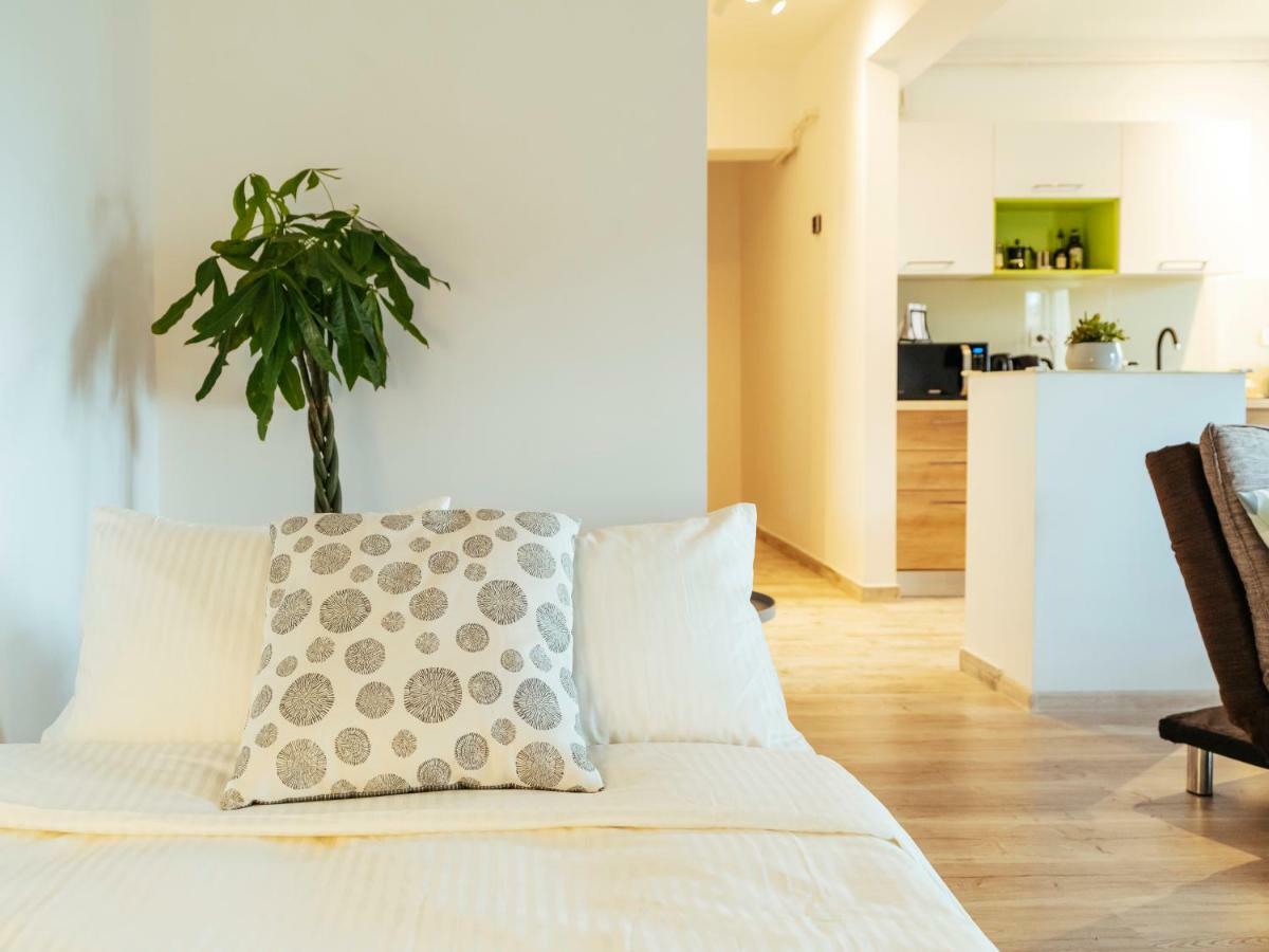 Bright And Spacious Central Apartment- Piata Amzei Bucharest Luaran gambar