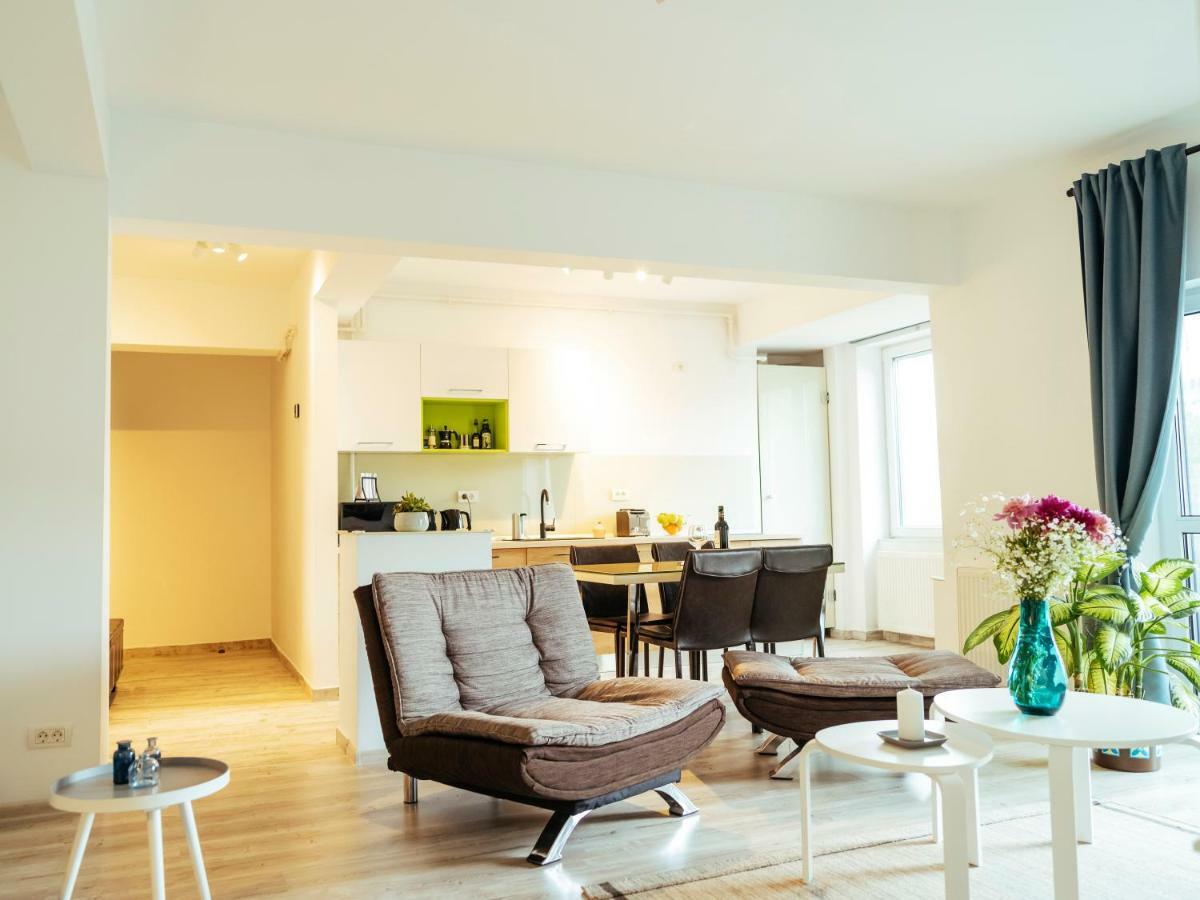 Bright And Spacious Central Apartment- Piata Amzei Bucharest Luaran gambar