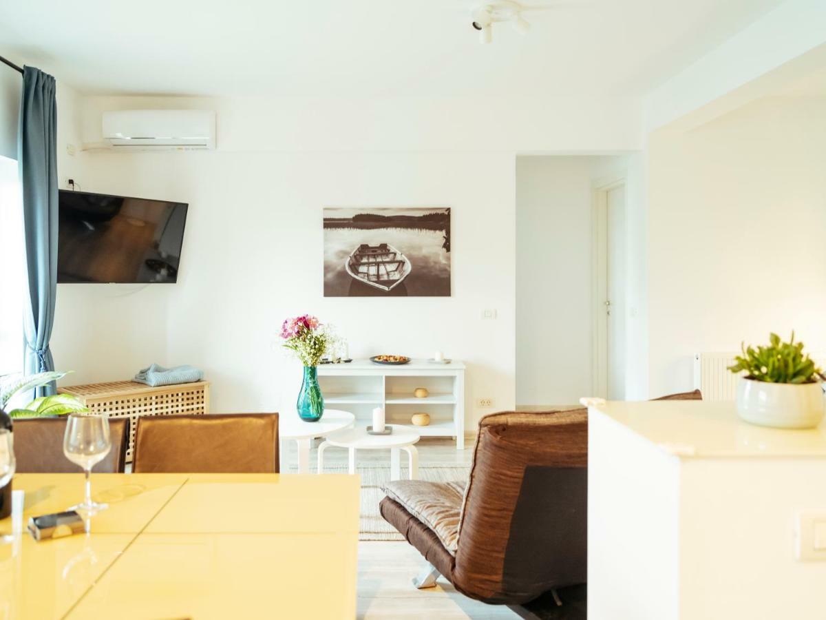 Bright And Spacious Central Apartment- Piata Amzei Bucharest Luaran gambar