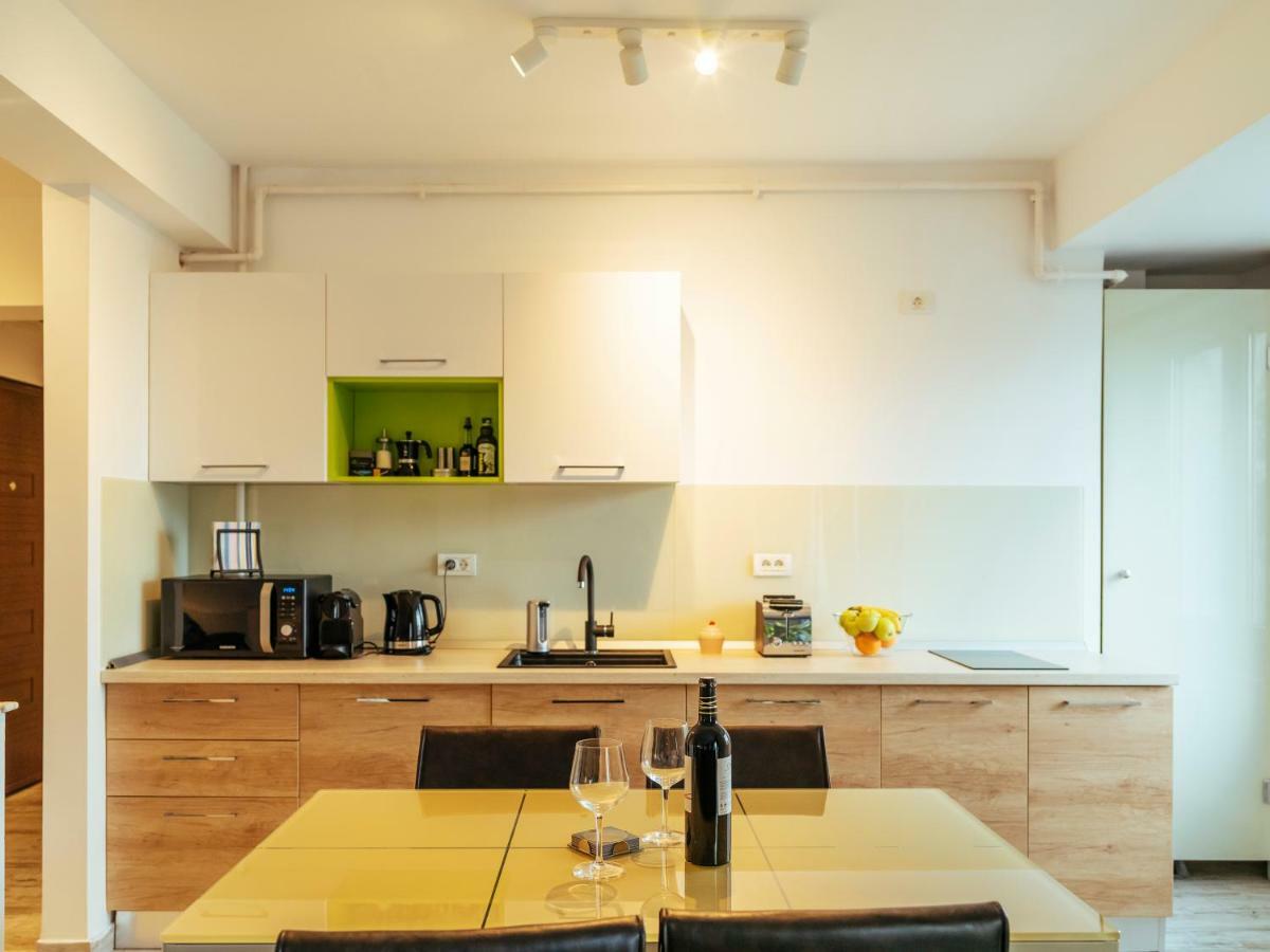 Bright And Spacious Central Apartment- Piata Amzei Bucharest Luaran gambar